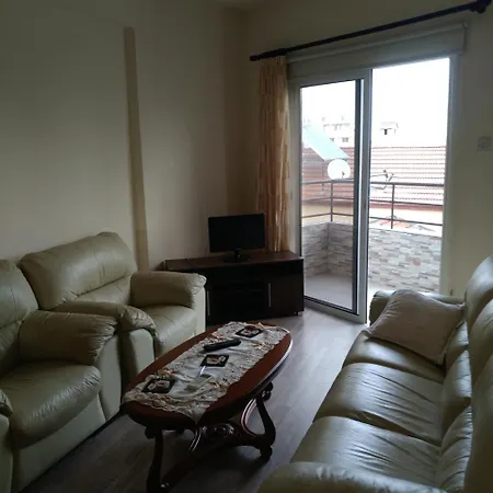 Lägenhet Cozy Two Bedroom